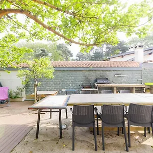 https://el-nido-biarritz-jardin-wifi-tv-bbq.biarritzhotels.info
