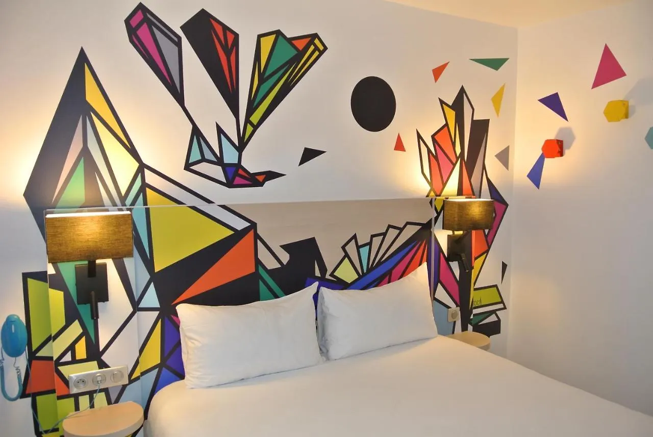 Ibis Styles Paris Maine Montparnasse Hotel